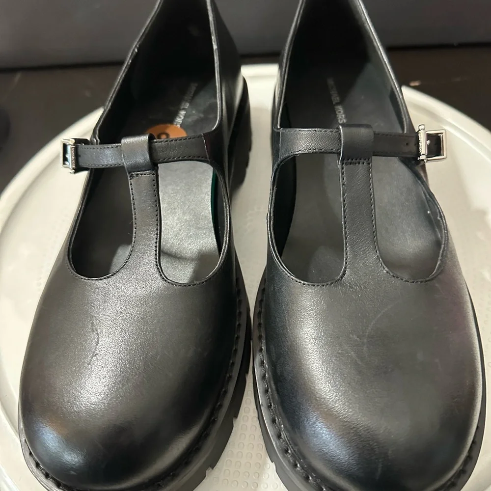 🆕Michael Kors Leather Darrington Mary Jane Shoes